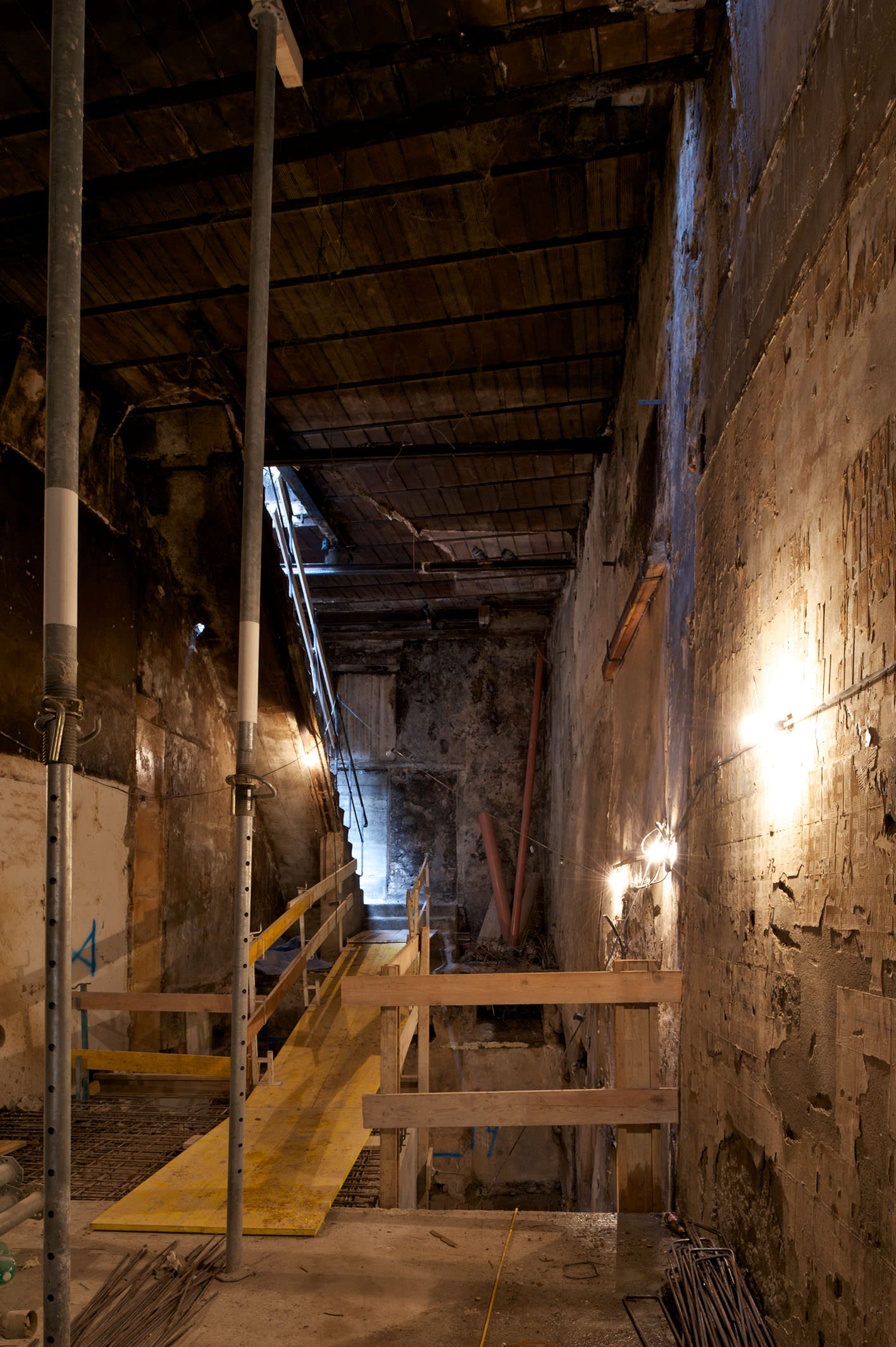 E10303  |  MplusV  |  Chantier Rue St. Francois, Lausanne